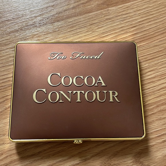 Too Faced Cocoa Contour Palette - Picture 2 of 3